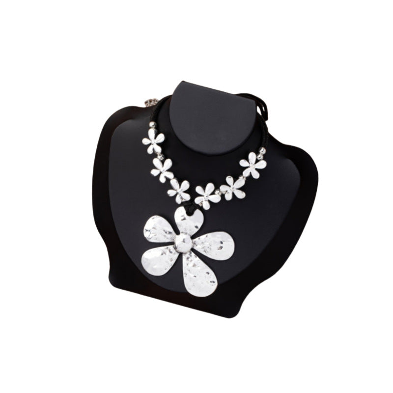 Romantic Necklace for Special Moments