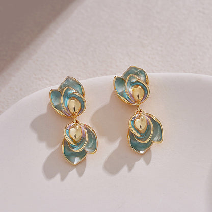 Charming Earring for Any Occasion