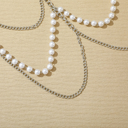 Classic Pearl Chain with Timeless Appeal