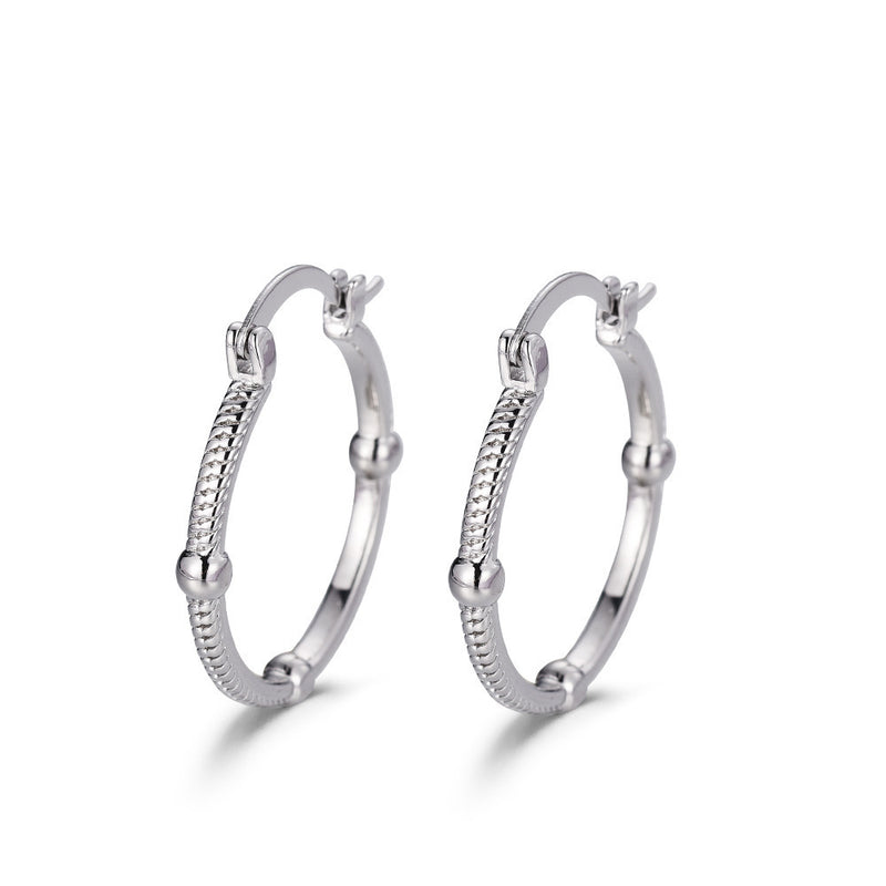Charming Earring for Any Occasion