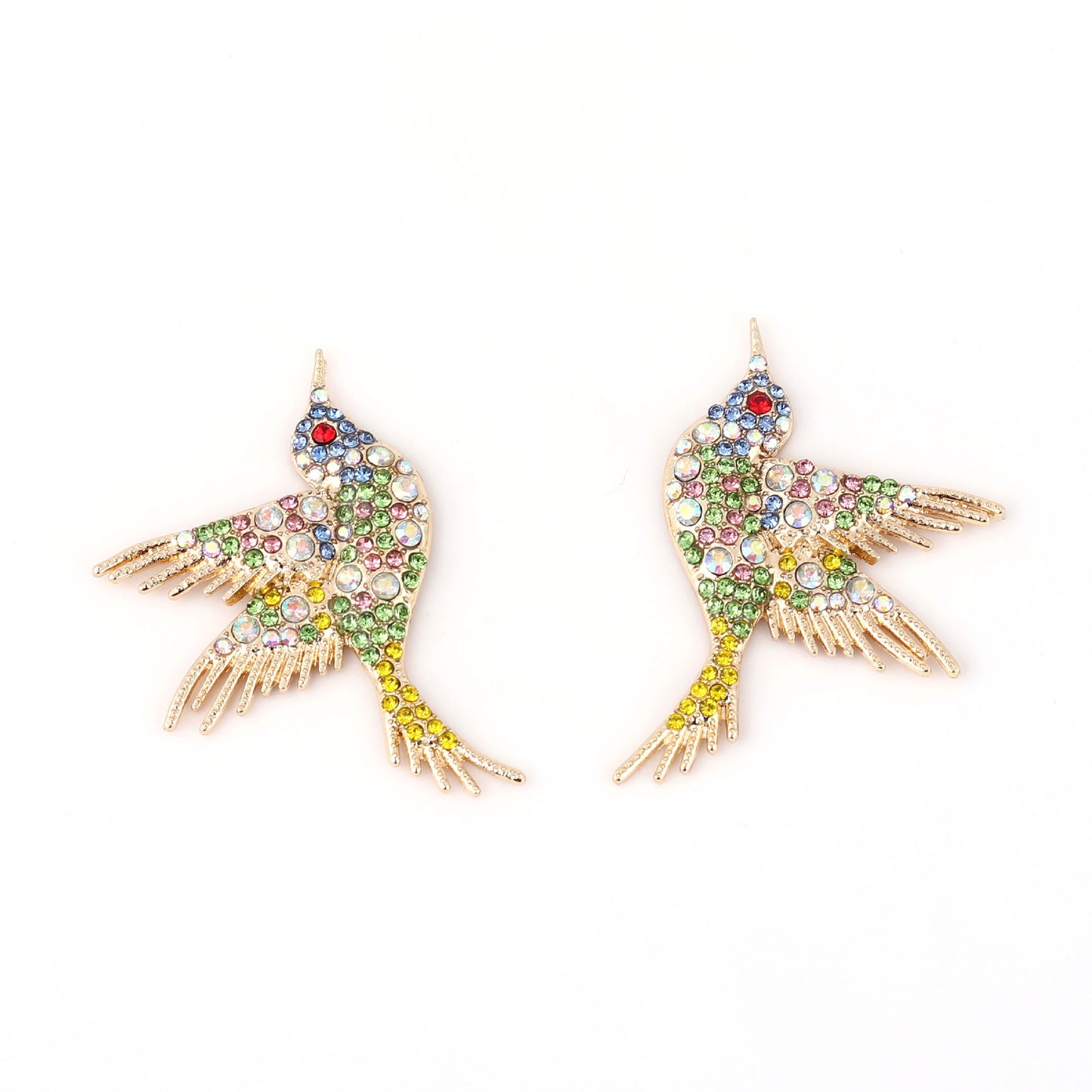 Charming Gold Earring for Any Occasion