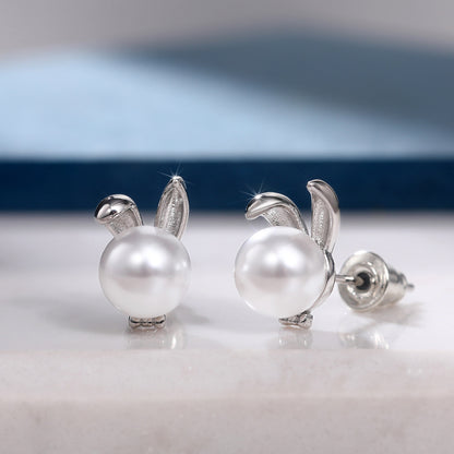 Delicate Artisan Pearl Necklace