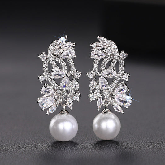 Beautiful Pearl Earring with Unique Style