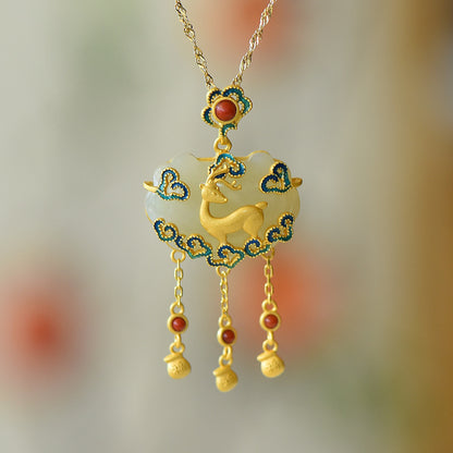 Stunning Gold Necklace for Daily Wear