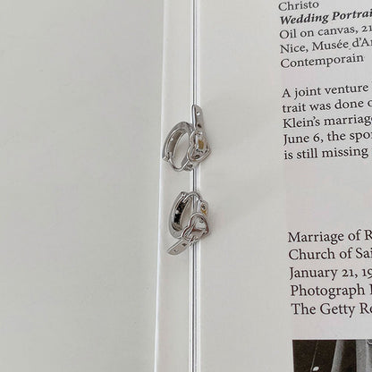 Charming Earring for Any Occasion