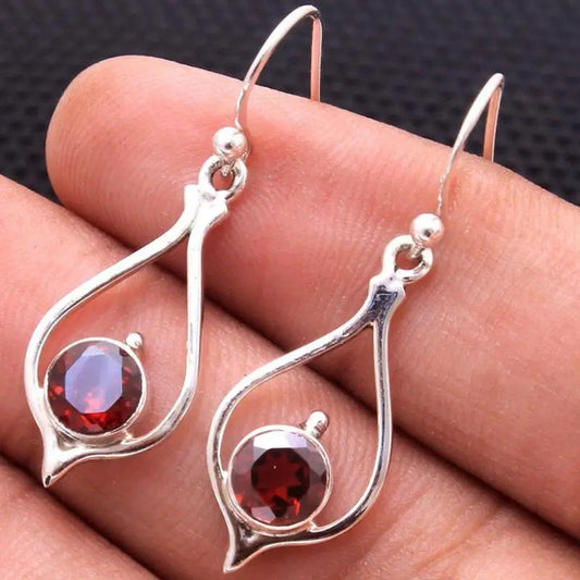 Charming Earring for Any Occasion