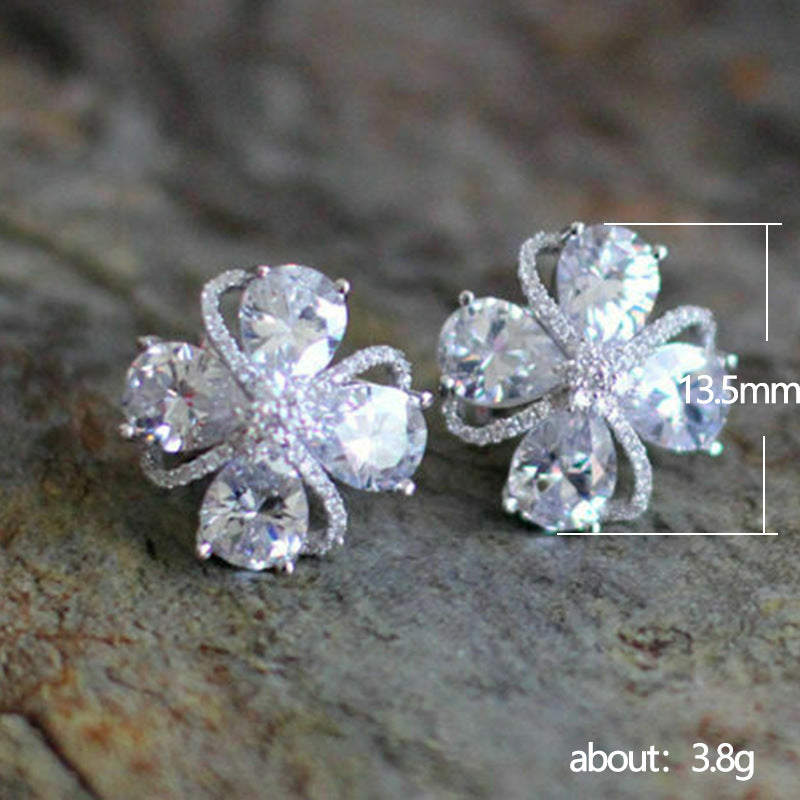 Elegant Earring for Every Occasion