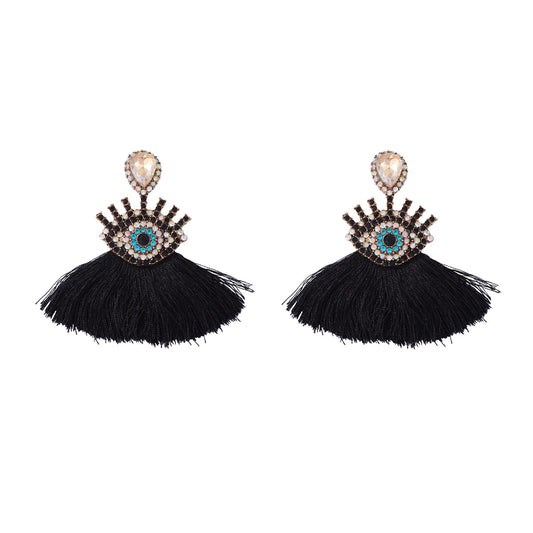 Charming Piece for Any Occasion