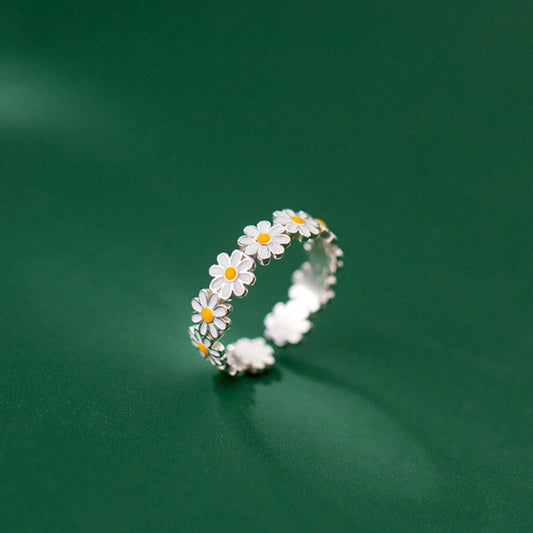Stunning Ring for Daily Wear