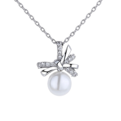 Stunning Pearl Necklace for Daily Wear