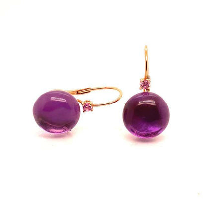 Charming Gold Earring for Any Occasion