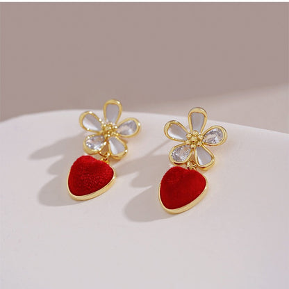 Charming Earring for Any Occasion