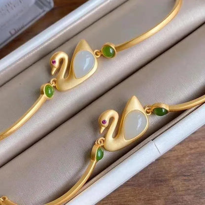 Romantic Silver Bracelet for Special Moments