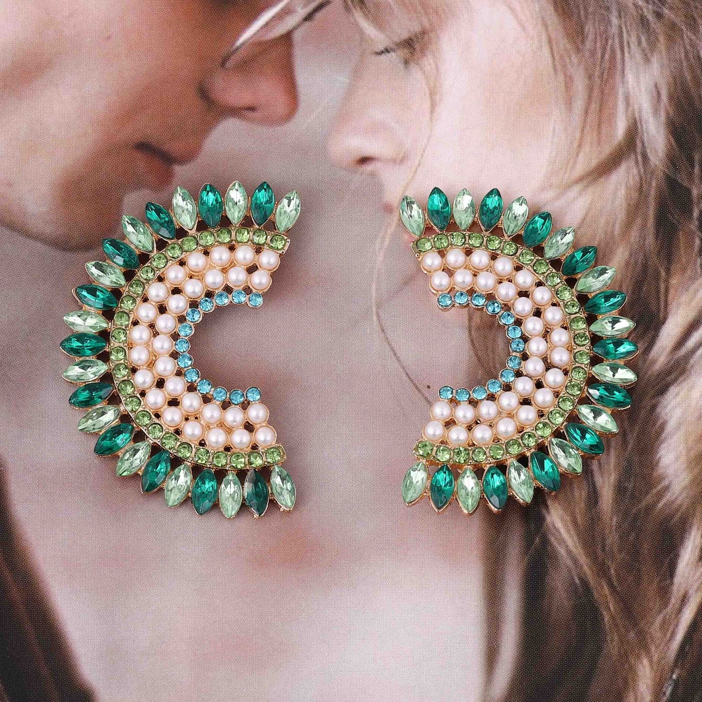 Classic Pearl Earring with Timeless Appeal