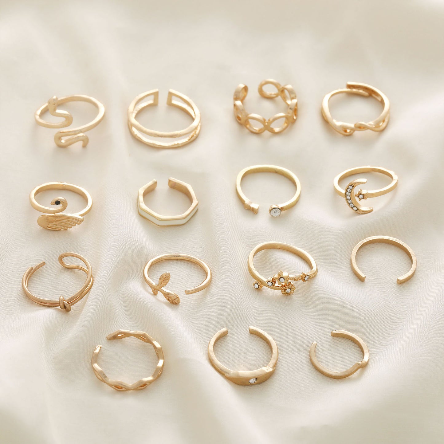 Stunning Gold Set for Daily Wear