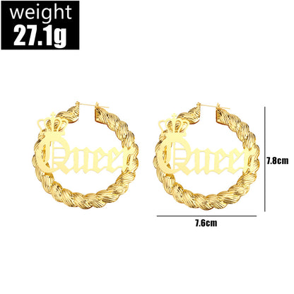 Charming Gold Earring for Any Occasion