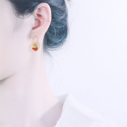 Beautiful Gold Earring with Unique Style
