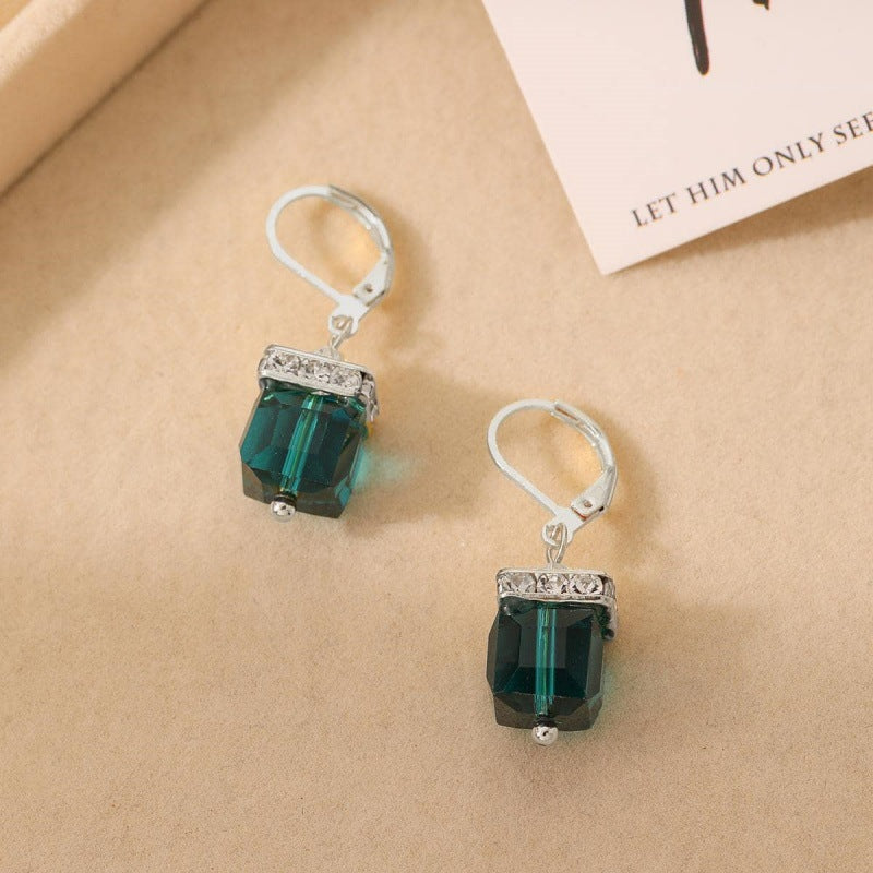 Charming Pearl Earring for Any Occasion