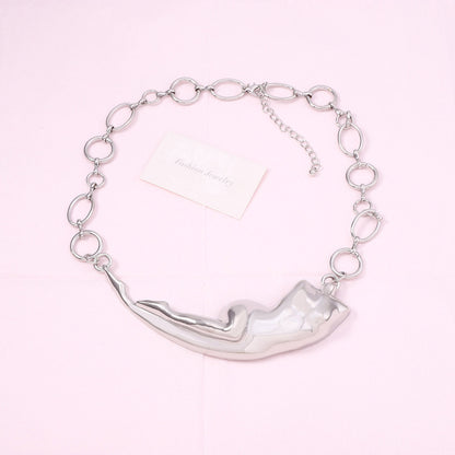 Classic Chain with Timeless Appeal