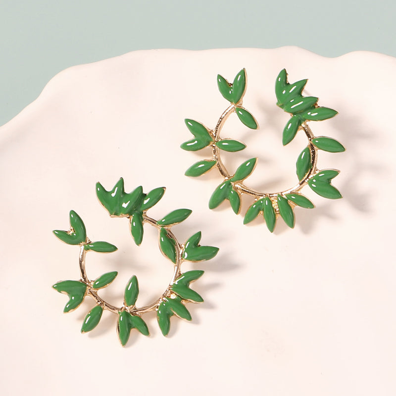 Classic Earring with Timeless Appeal