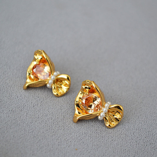 Delicate Artisan Gold Earring