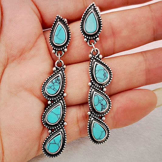 Charming Earring for Any Occasion