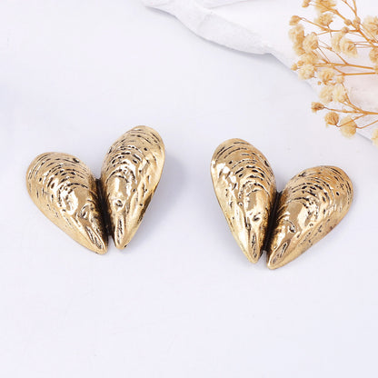 Classic Earring with Timeless Appeal