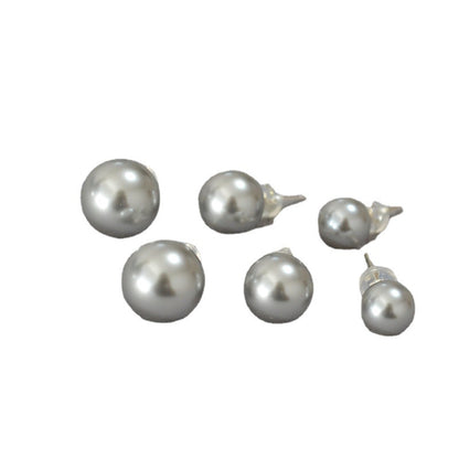 Romantic Silver Earring for Special Moments