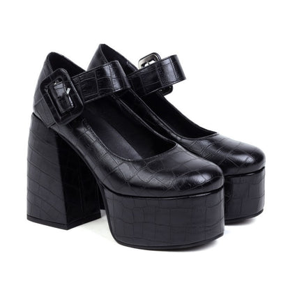 Chic Orthopedic Shoes with Unique Design