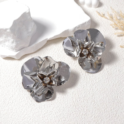 Romantic Earring for Special Moments