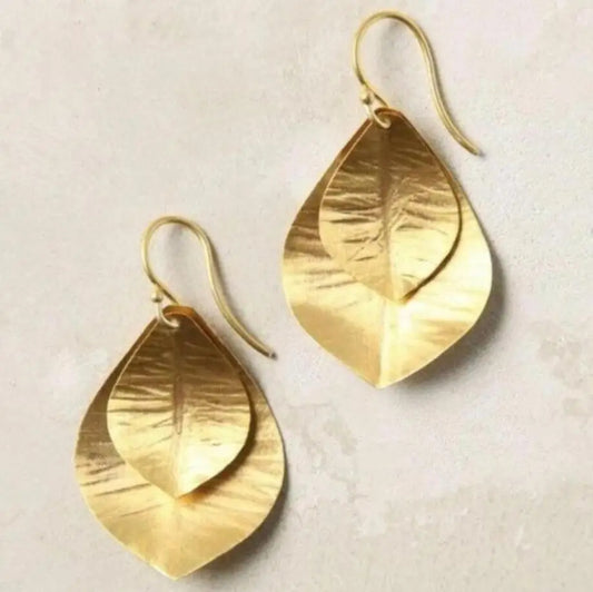 Vintage Handmade Gold Earring