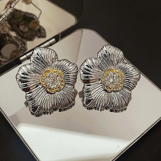 Beautiful Earring with Unique Style