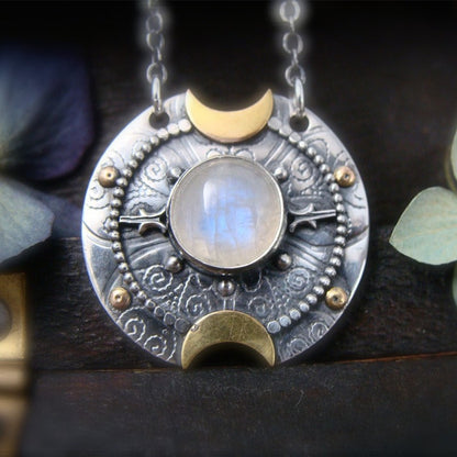 Stunning Necklace for Daily Wear