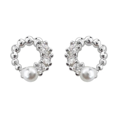 Romantic Pearl Earring for Special Moments