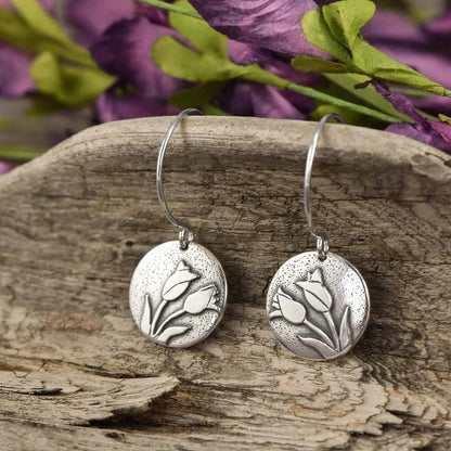 Elegant Silver Earring for Every Occasion