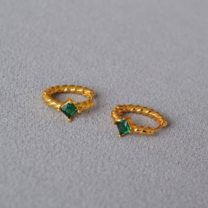 Charming Gold Necklace for Any Occasion