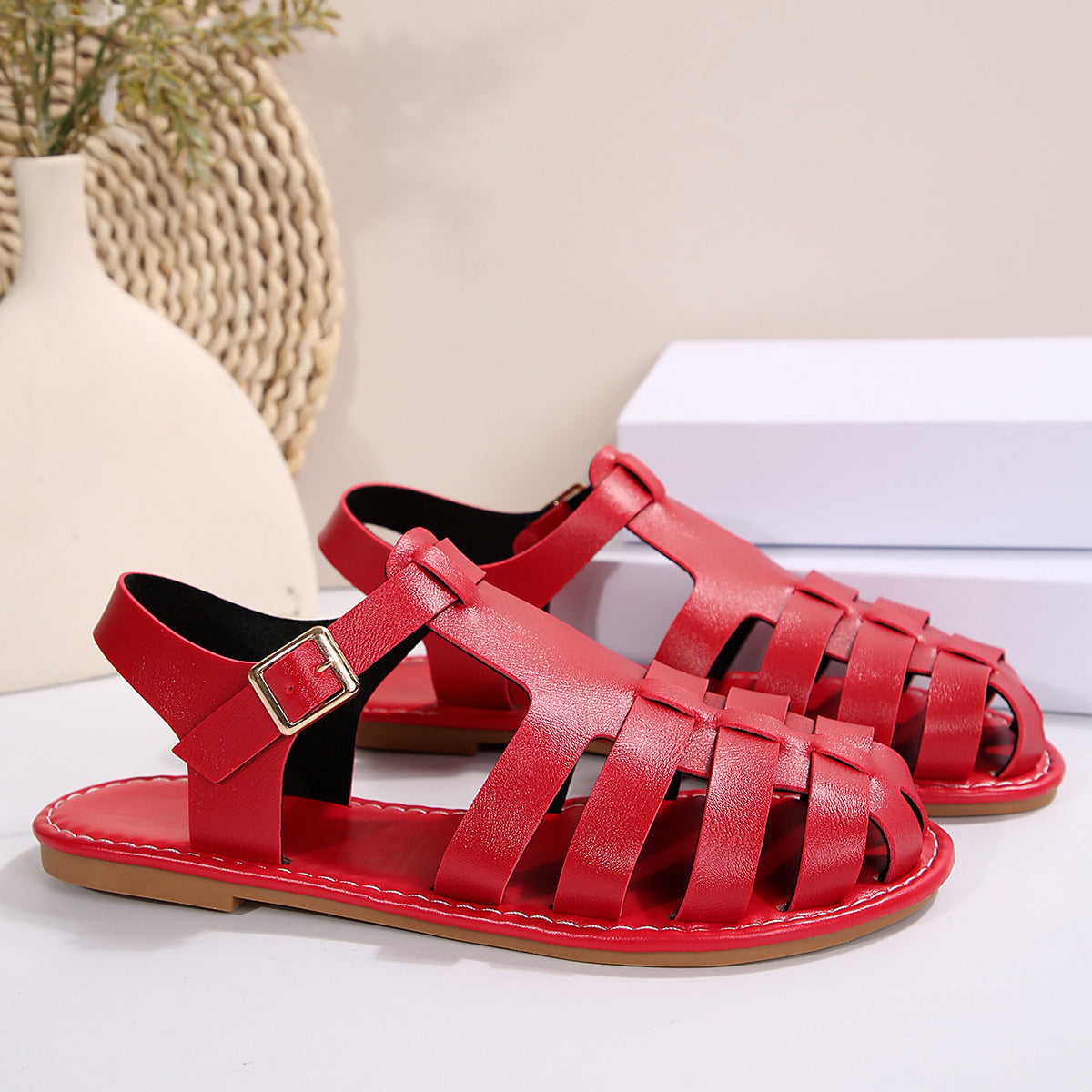 Graceful Orthopedic Sandals for Modern Look