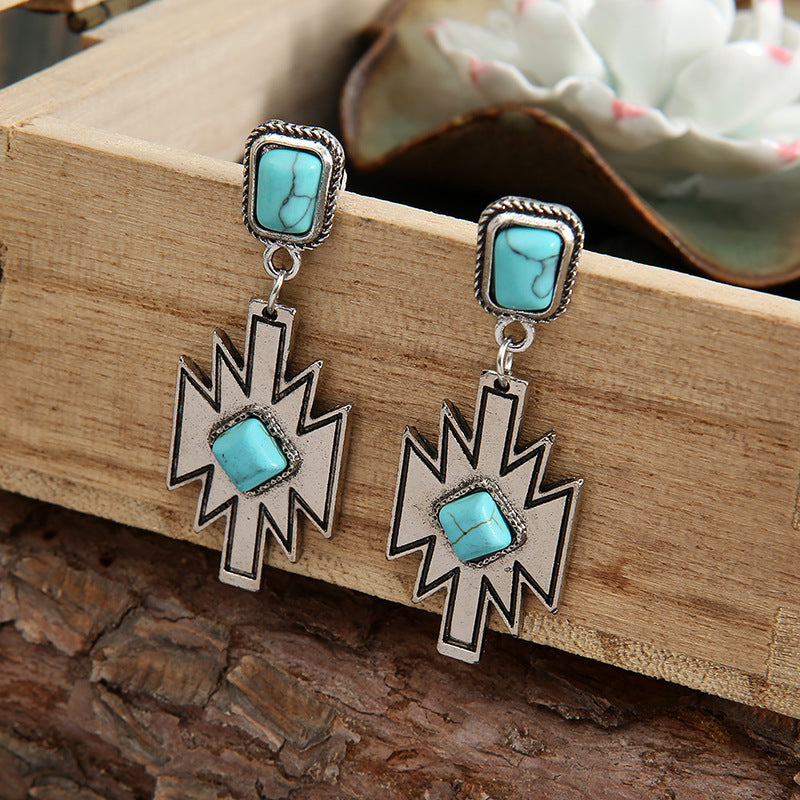 Classic Earring with Timeless Appeal