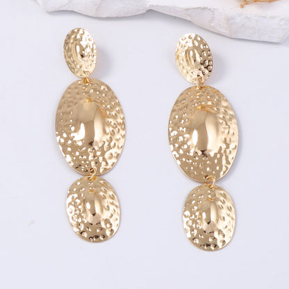 Charming Earring for Any Occasion