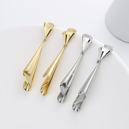 Beautiful Silver Earring with Unique Style