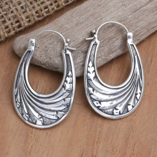 Charming Earring for Any Occasion