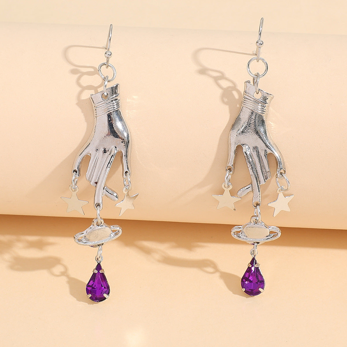 Charming Earring for Any Occasion