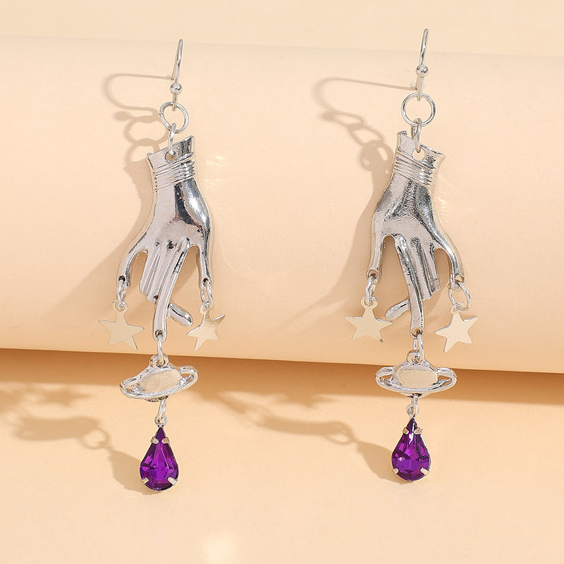 Charming Earring for Any Occasion