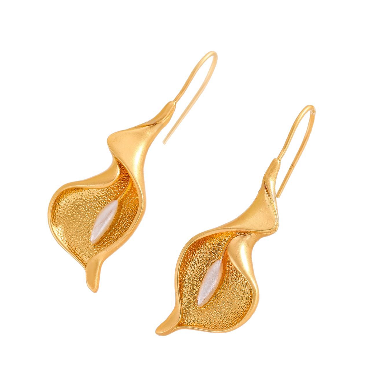 Elegant Pearl Earring for Every Occasion