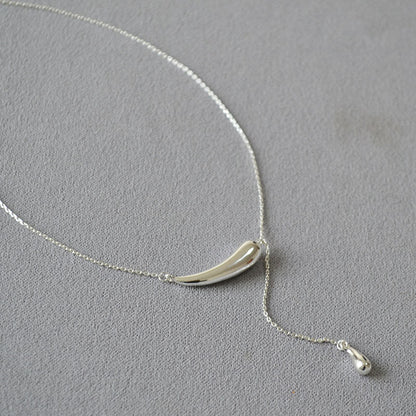 Beautiful Gold Necklace with Unique Style