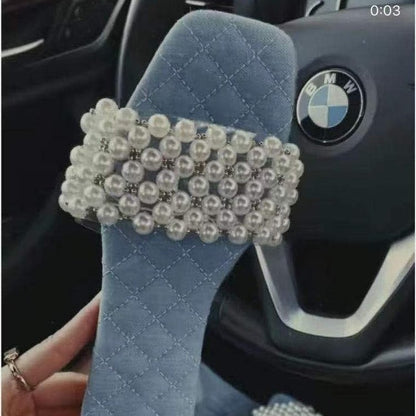 Graceful Orthopedic Sandals for Modern Look