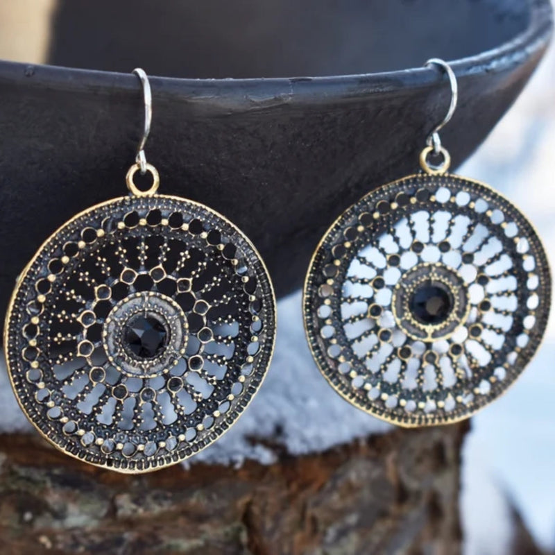 Charming Earring for Any Occasion