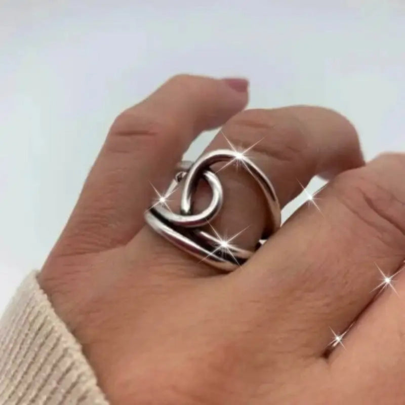Classic Silver Ring with Timeless Appeal
