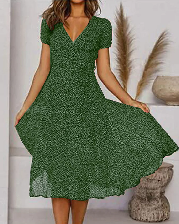 KS | Printed chiffon dress with short sleeves and V-neckline