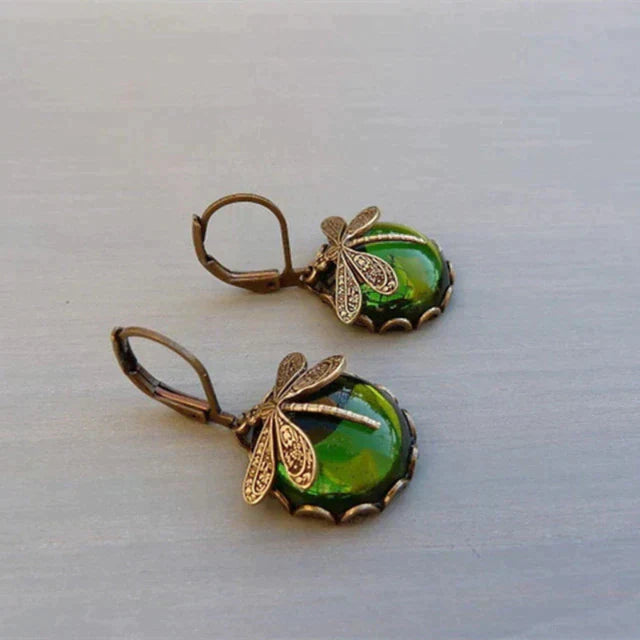 Beautiful Gold Earring with Unique Style